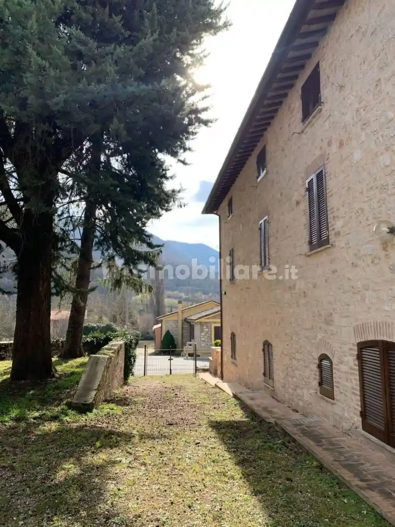 Quadrilocale Località Scopoli, Carpello, Scopoli, Casenove, Verchiano, Foligno - foto 4