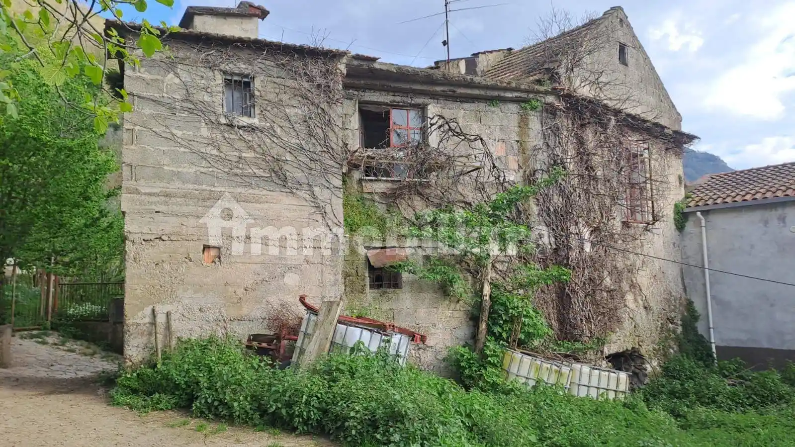 Casa indipendente in vendita a Baronissi