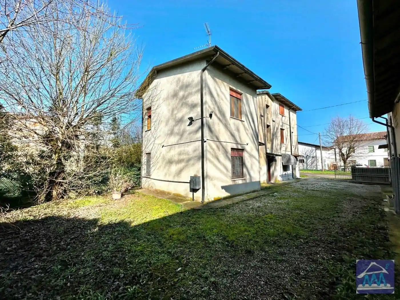 Villetta a schiera in vendita a Novi di Modena