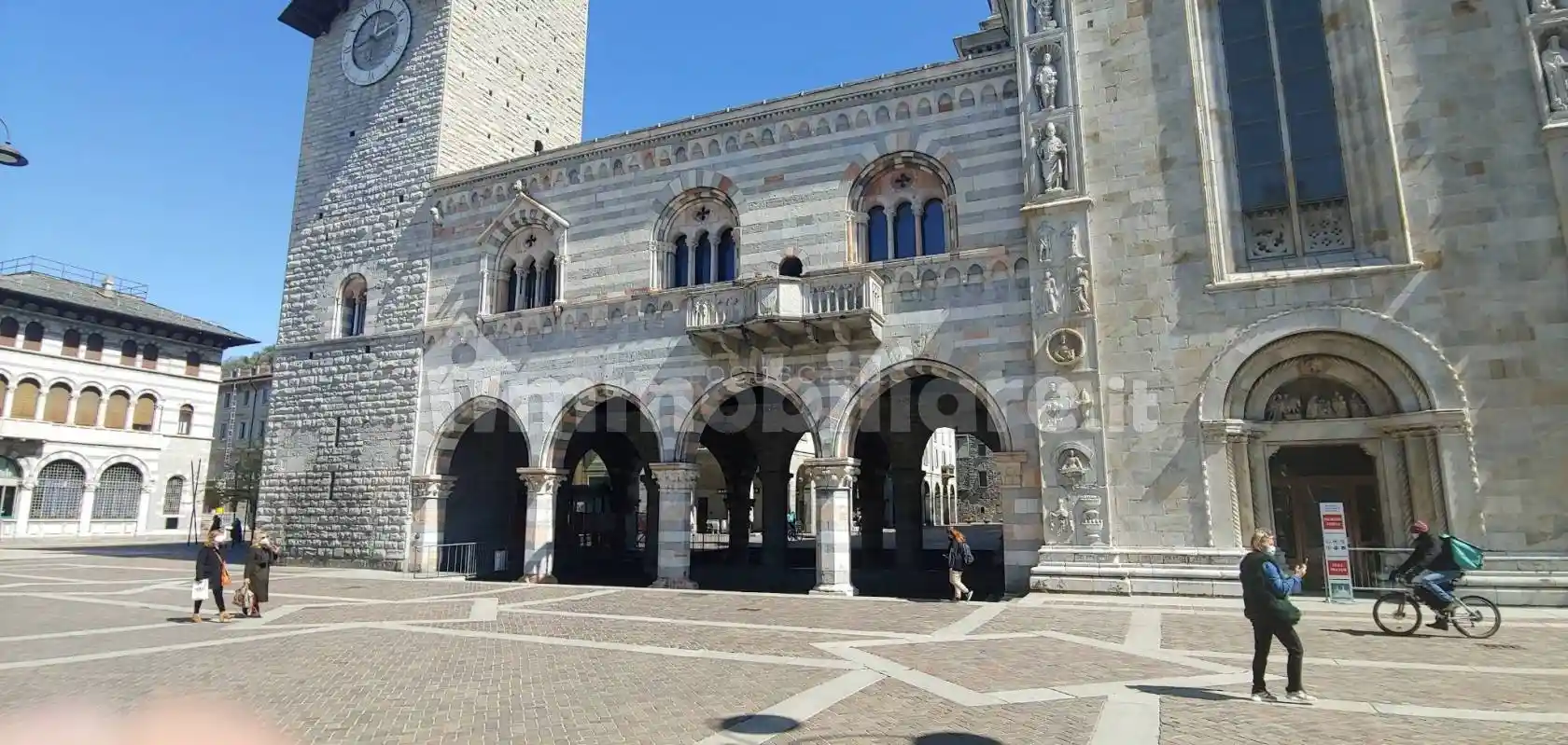 Palazzo - Edificio in vendita a Como