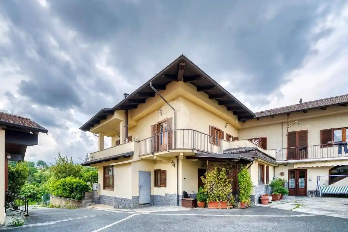 Casa indipendente in vendita a Giaveno