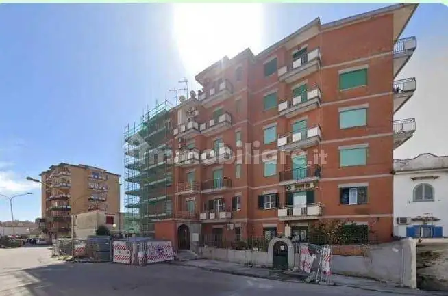 Appartamento in vendita a Castel Volturno
