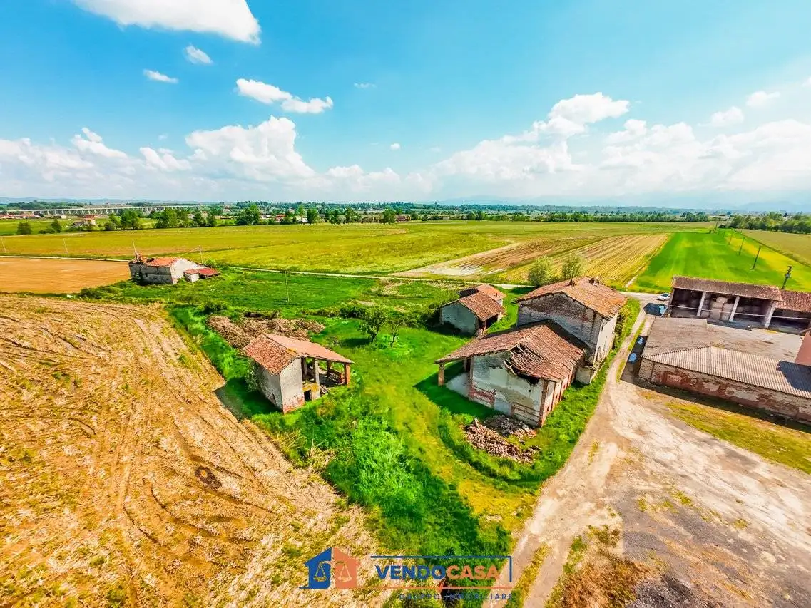 Rustico - Casale in vendita a Trinità