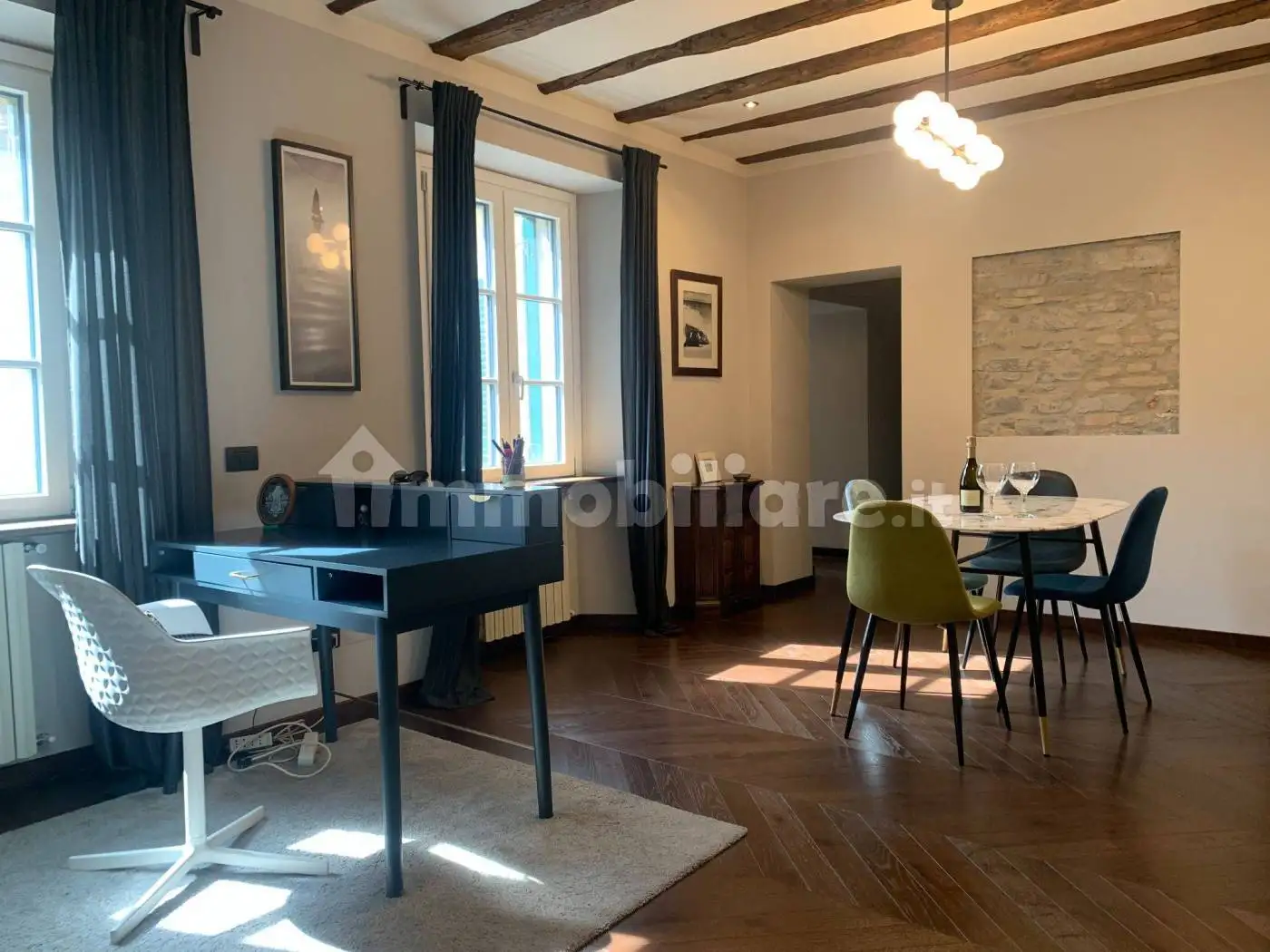 Trilocale via Vecchia Regina 77, Centro, Carate Urio