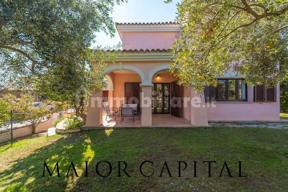 Casa indipendente in vendita a San Teodoro