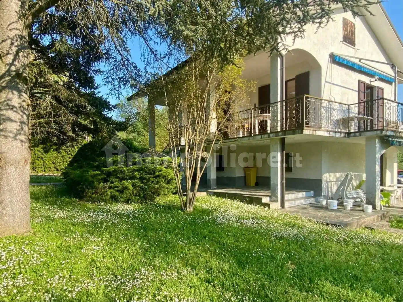 Villa in vendita a Rocca Susella