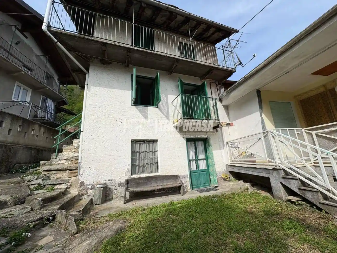 Casa indipendente in vendita a Mezzenile