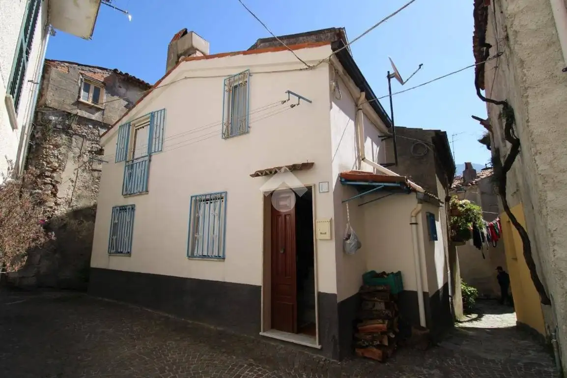 Appartamento in vendita a Torraca