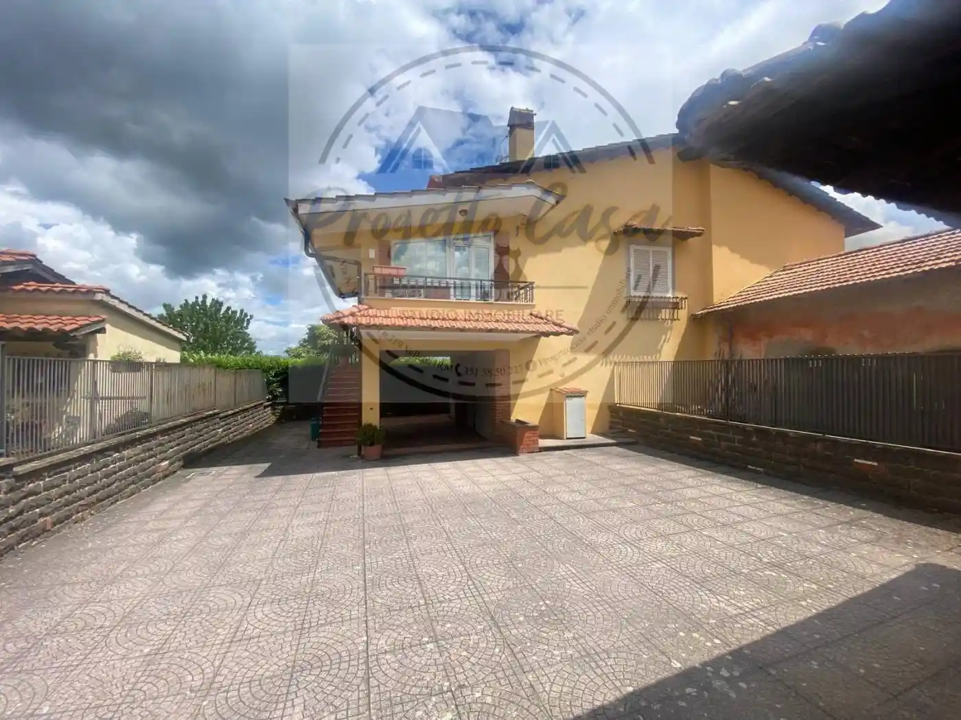 Appartamento in vendita a Lariano