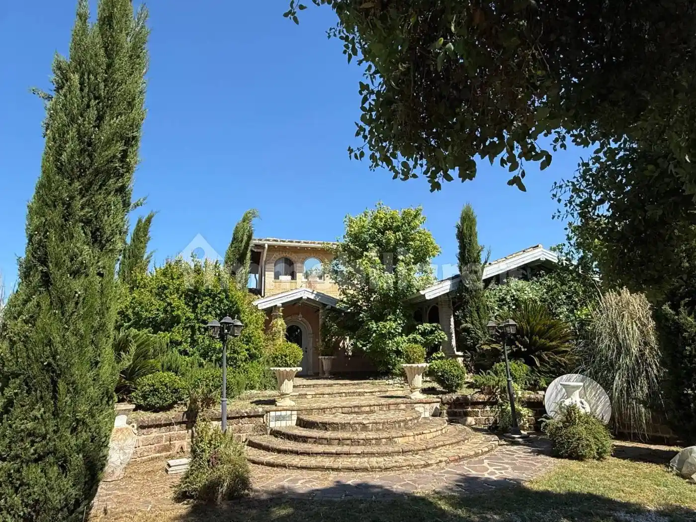 Villa in vendita a Fabrica di Roma