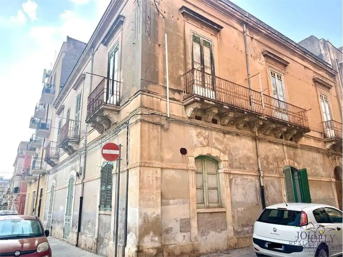 Palazzo - Edificio in vendita a Siracusa