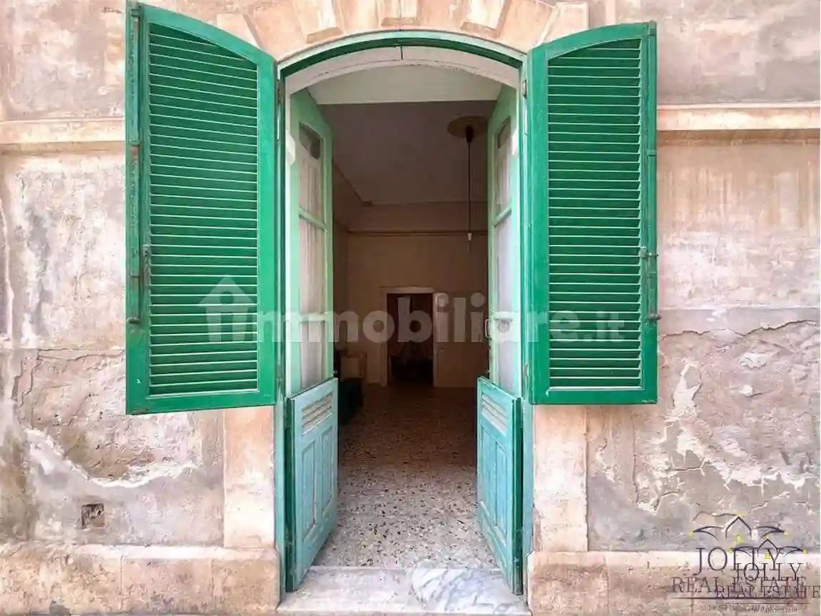 Palazzo - Edificio - foto 2