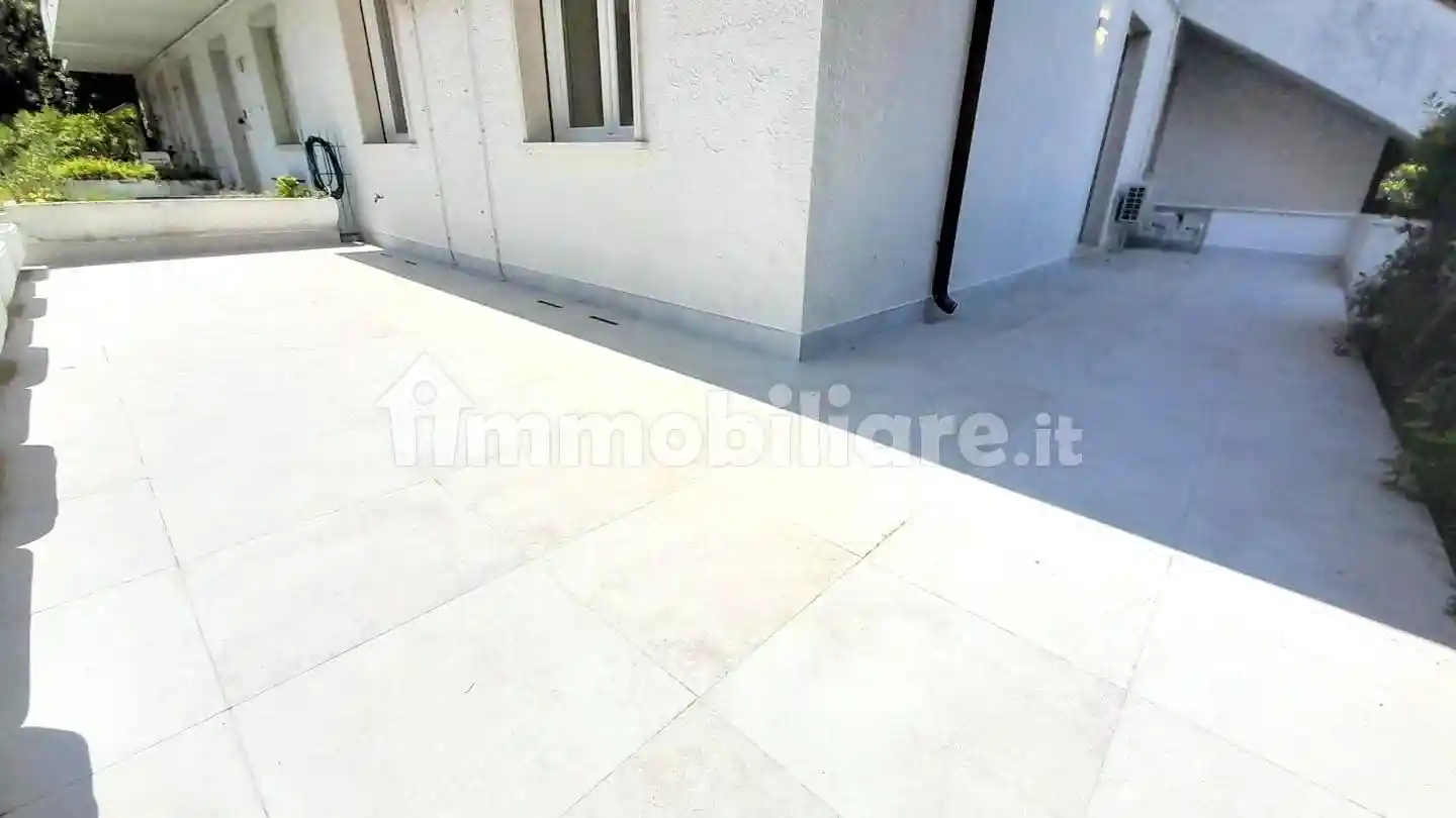 Appartamento in vendita a Massa