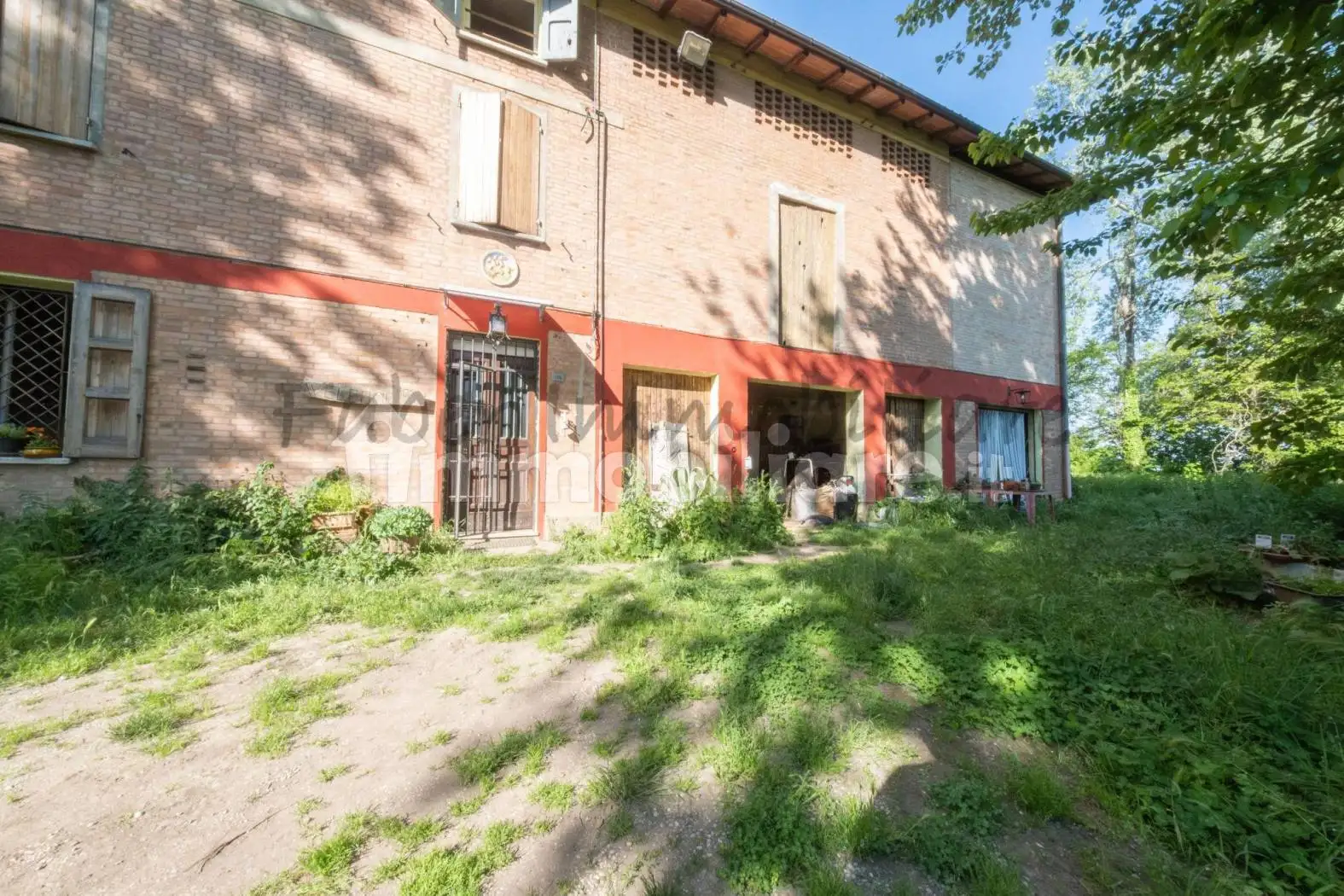 Palazzo - Edificio in vendita a Valsamoggia