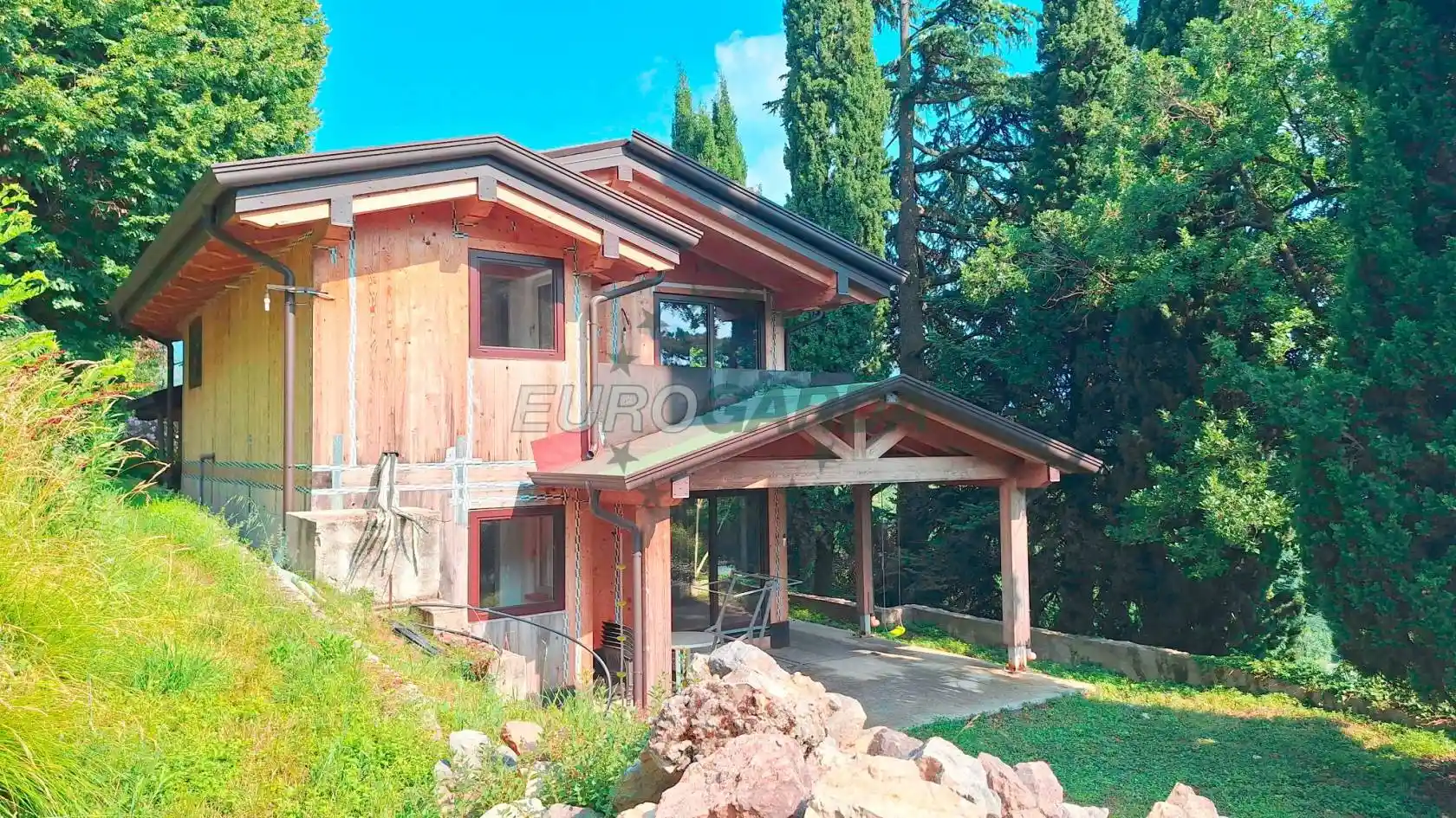 Villa in vendita a Caprino Veronese