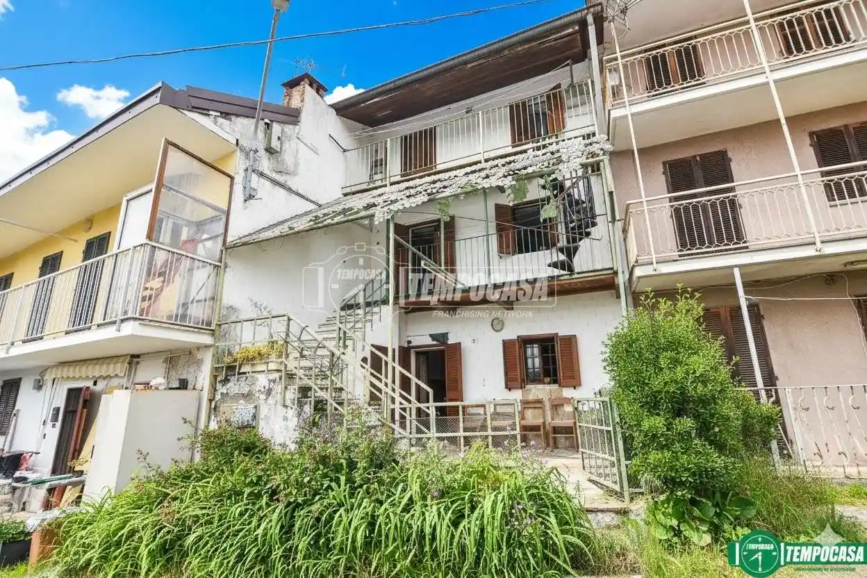 Casa indipendente in vendita a Rocca Canavese