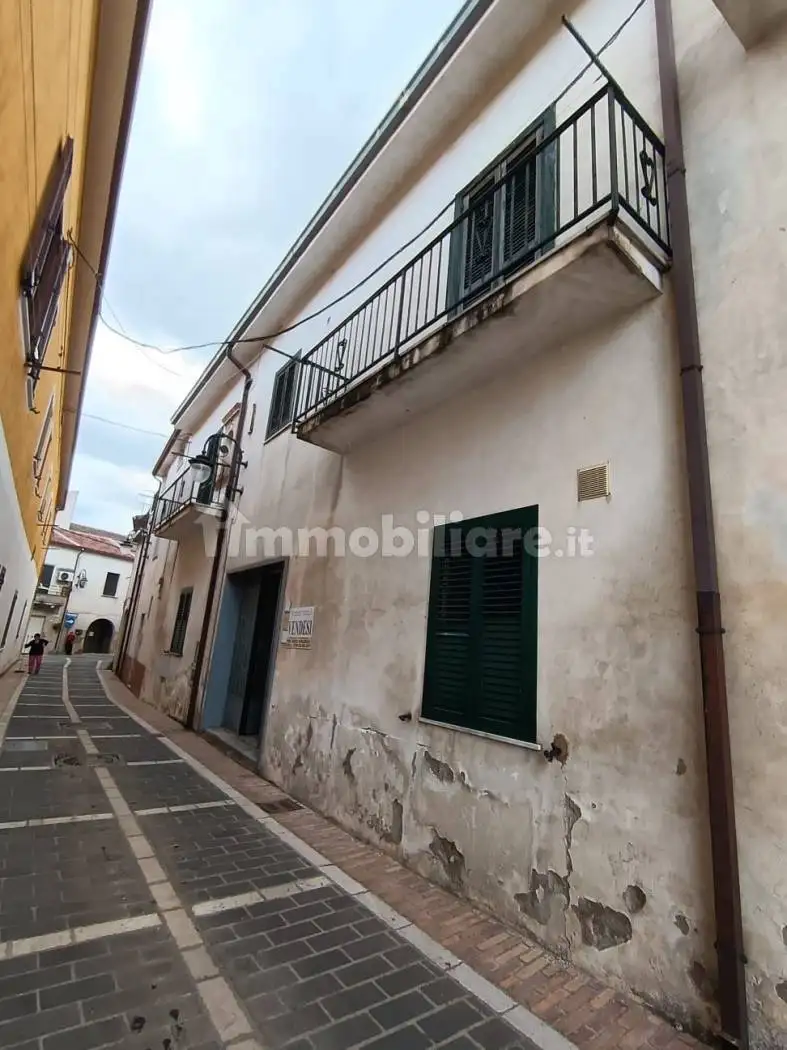 Casa indipendente in vendita a Bucciano