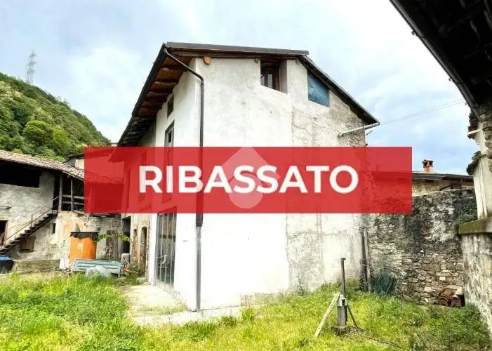 Rustico - Casale in vendita a Adro