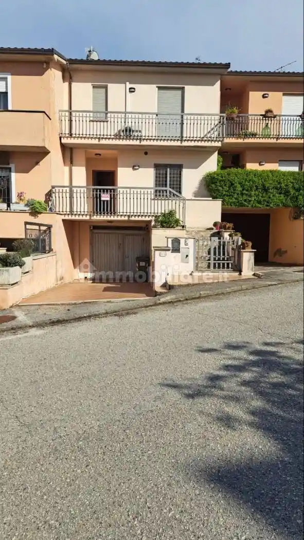Villetta a schiera in vendita a Giano dell'Umbria