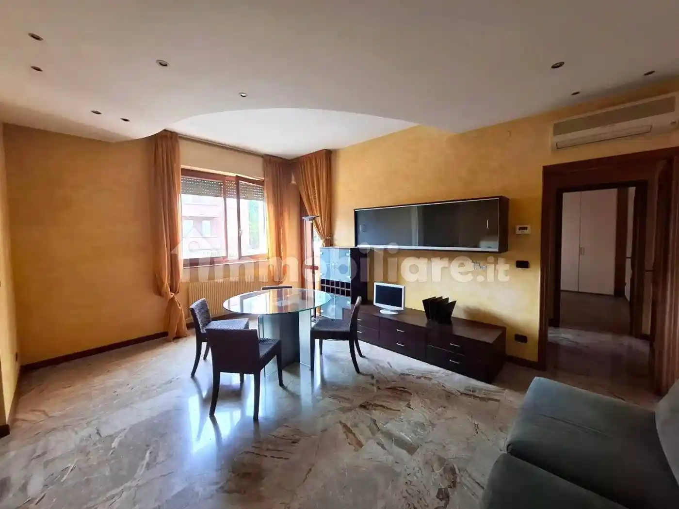 Appartamento in vendita a Piacenza