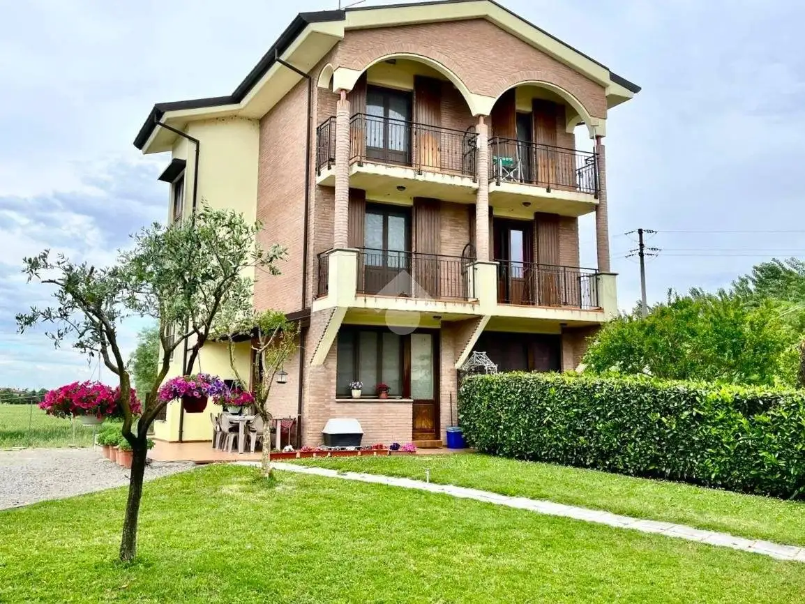 Villa in vendita a Castel Maggiore