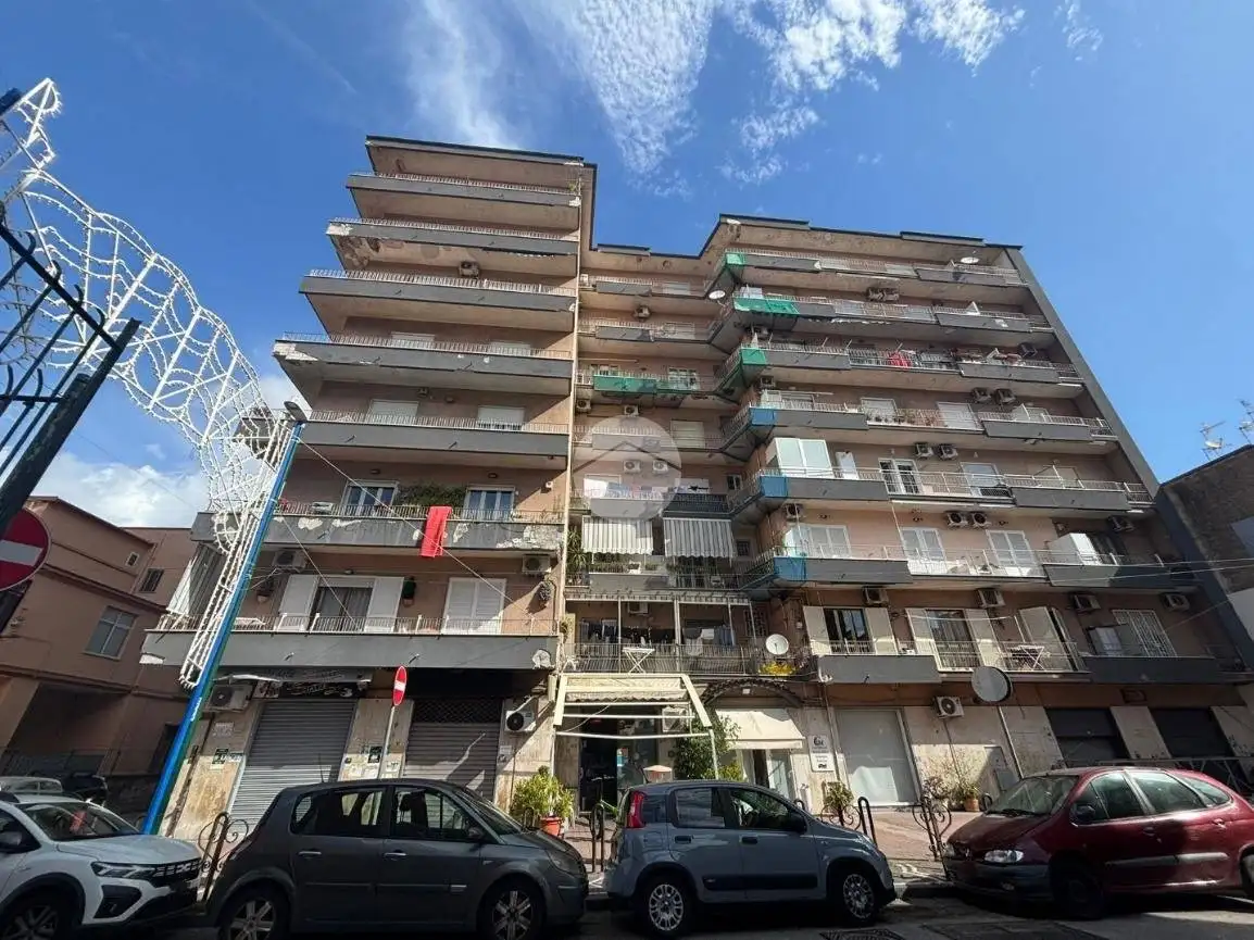 Appartamento in vendita a Napoli