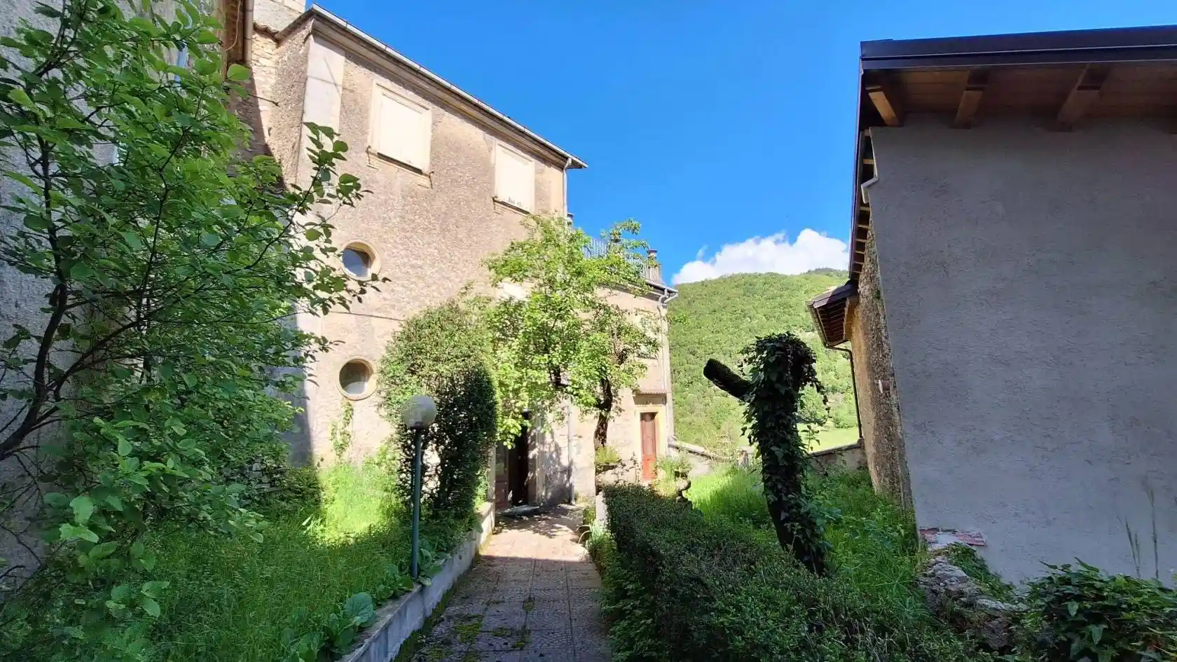 Casa indipendente in vendita a Trevi nel Lazio