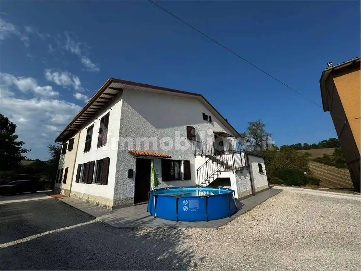 Villa in vendita a Sassoferrato