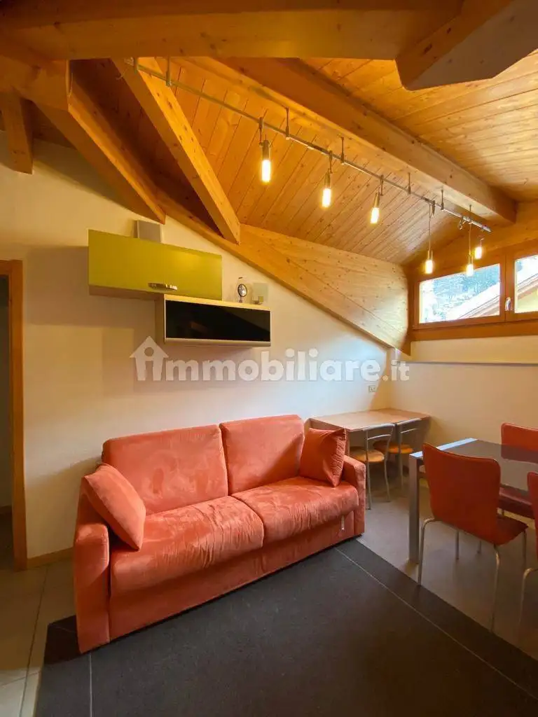 Trilocale via Corti 63, Centro, Campodolcino - foto 4