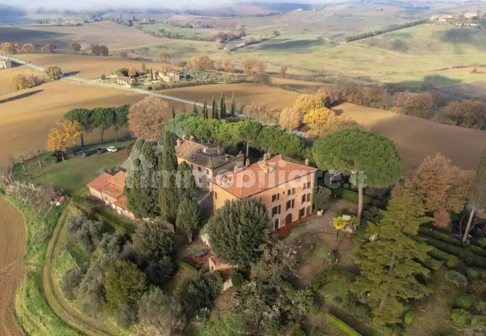 Rustico - Casale in vendita a Castiglione del Lago