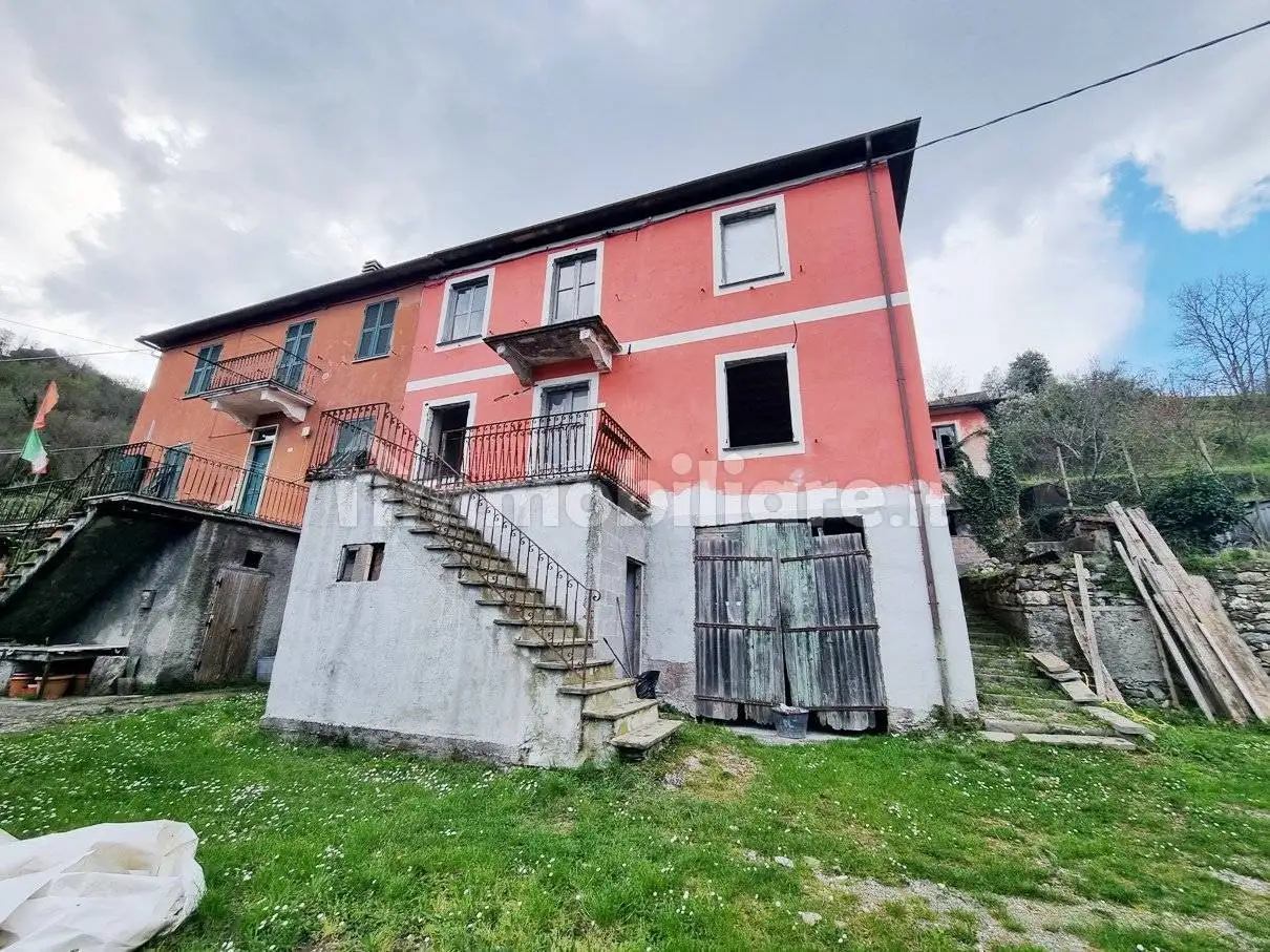 Casa indipendente in vendita a Tribogna