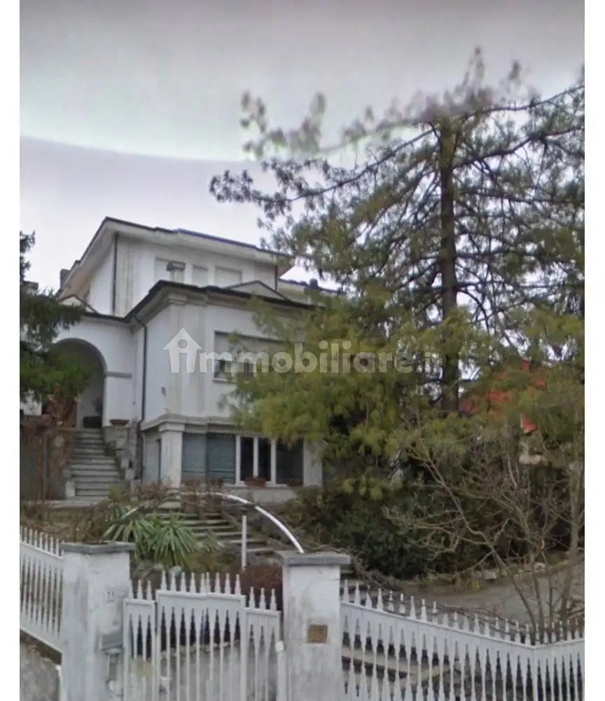 Villa in vendita a Ponte Nizza