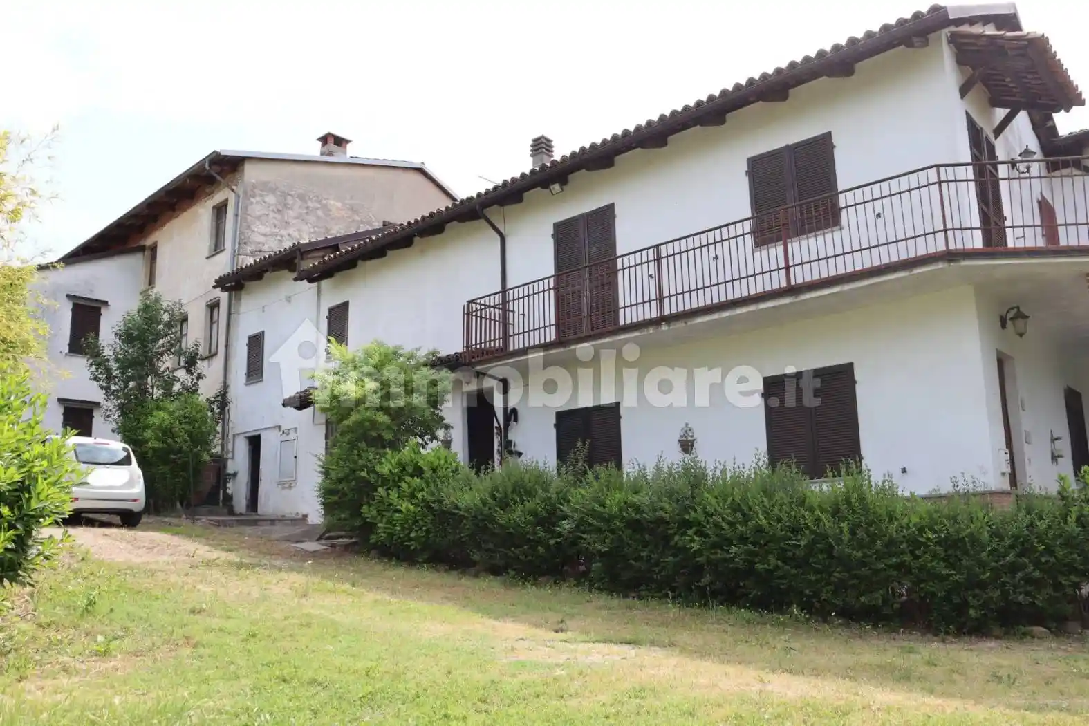 Rustico - Casale in vendita a Castagnole delle Lanze