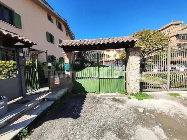 Appartamento in vendita a Guidonia Montecelio