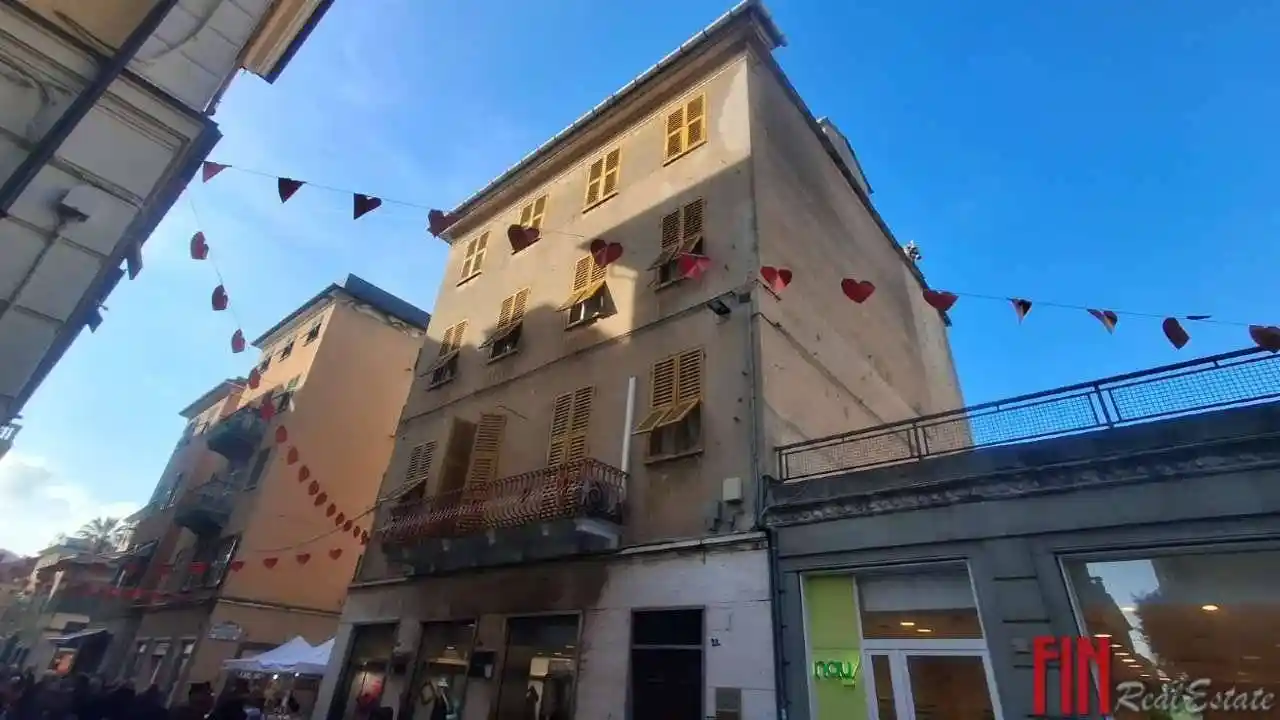 Appartamento in vendita a Genova