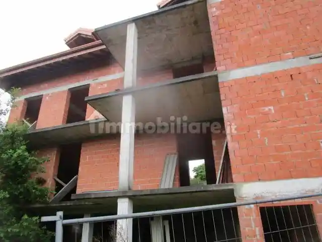 Villa in vendita a Arsago Seprio