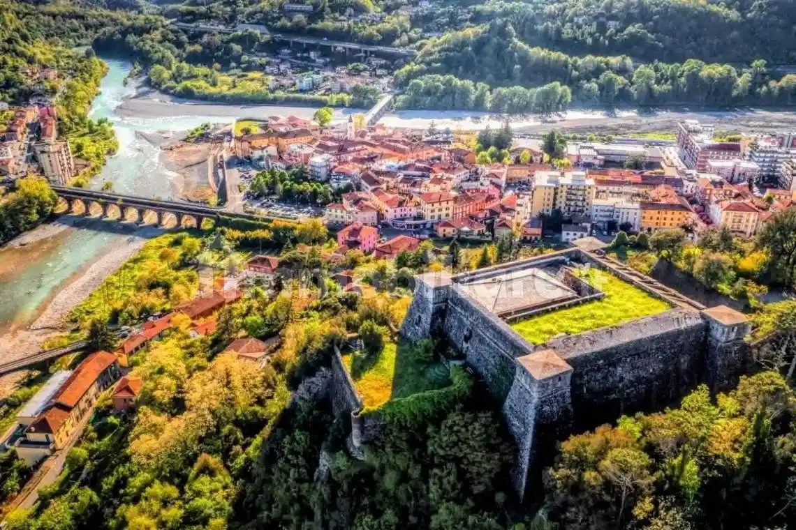 Villa in vendita a Aulla