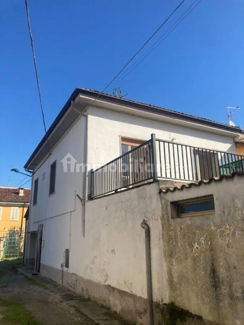 Casa indipendente in vendita a Casale Monferrato