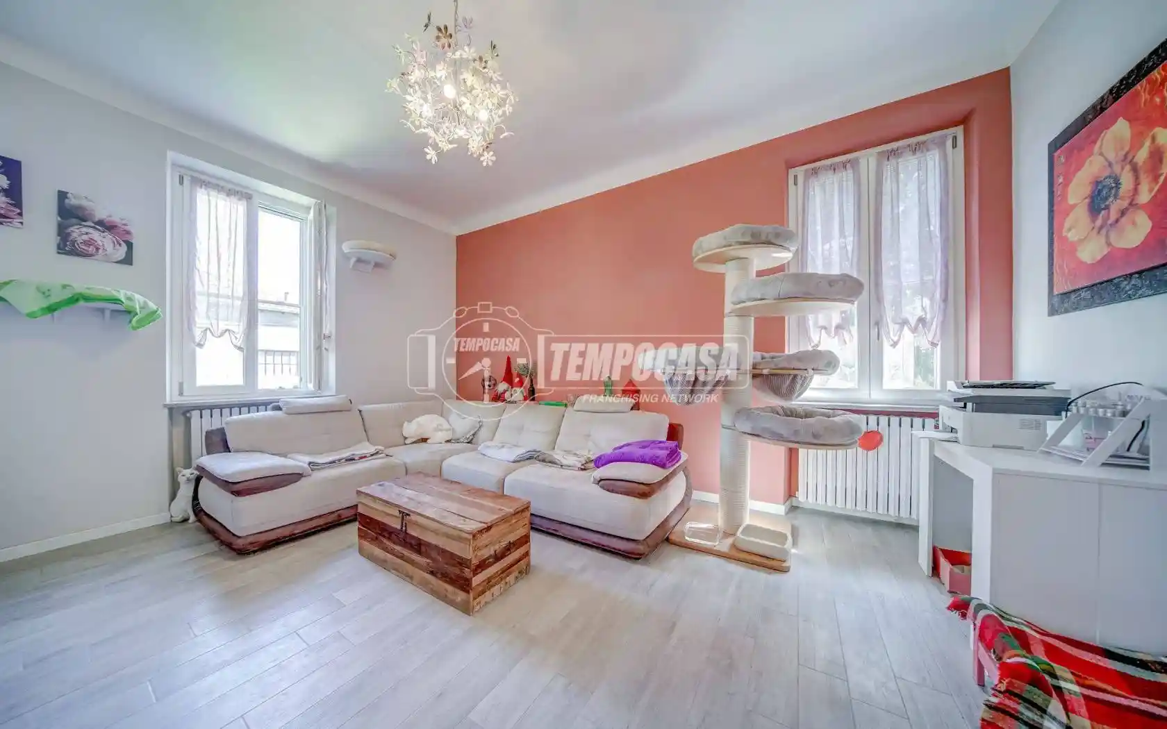 Villa in vendita a Sesto Calende