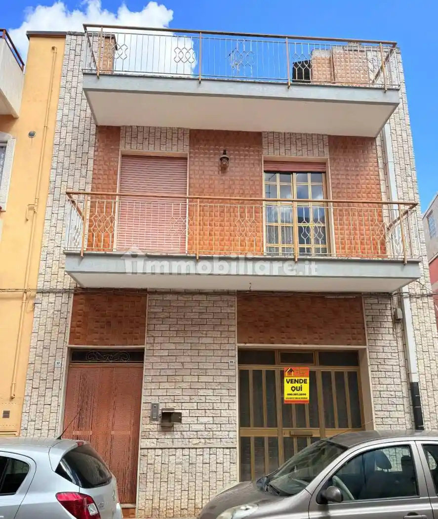 Casa indipendente in vendita a Acquaviva delle Fonti