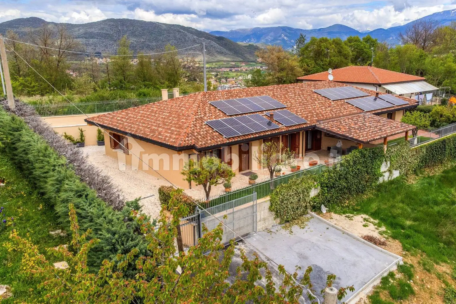 Villa in vendita a L'Aquila