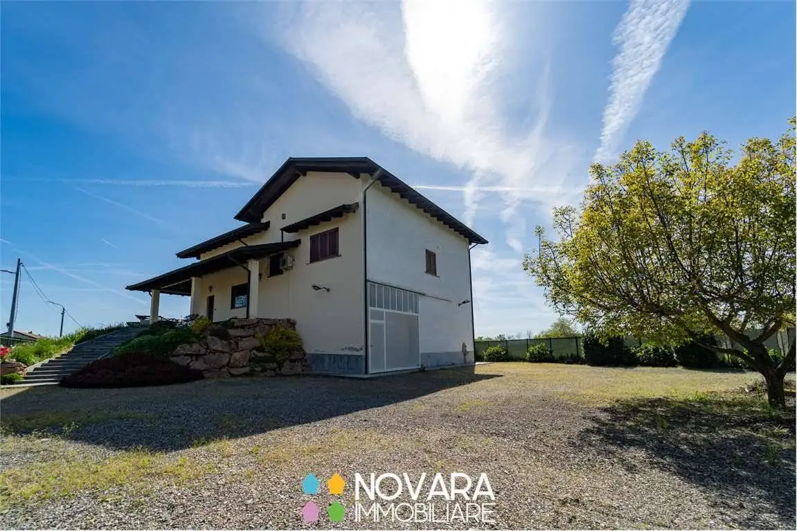 Villa unifamiliare via Caduti di Kindu e Nassiryia, 15, Carpignano Sesia - foto 4