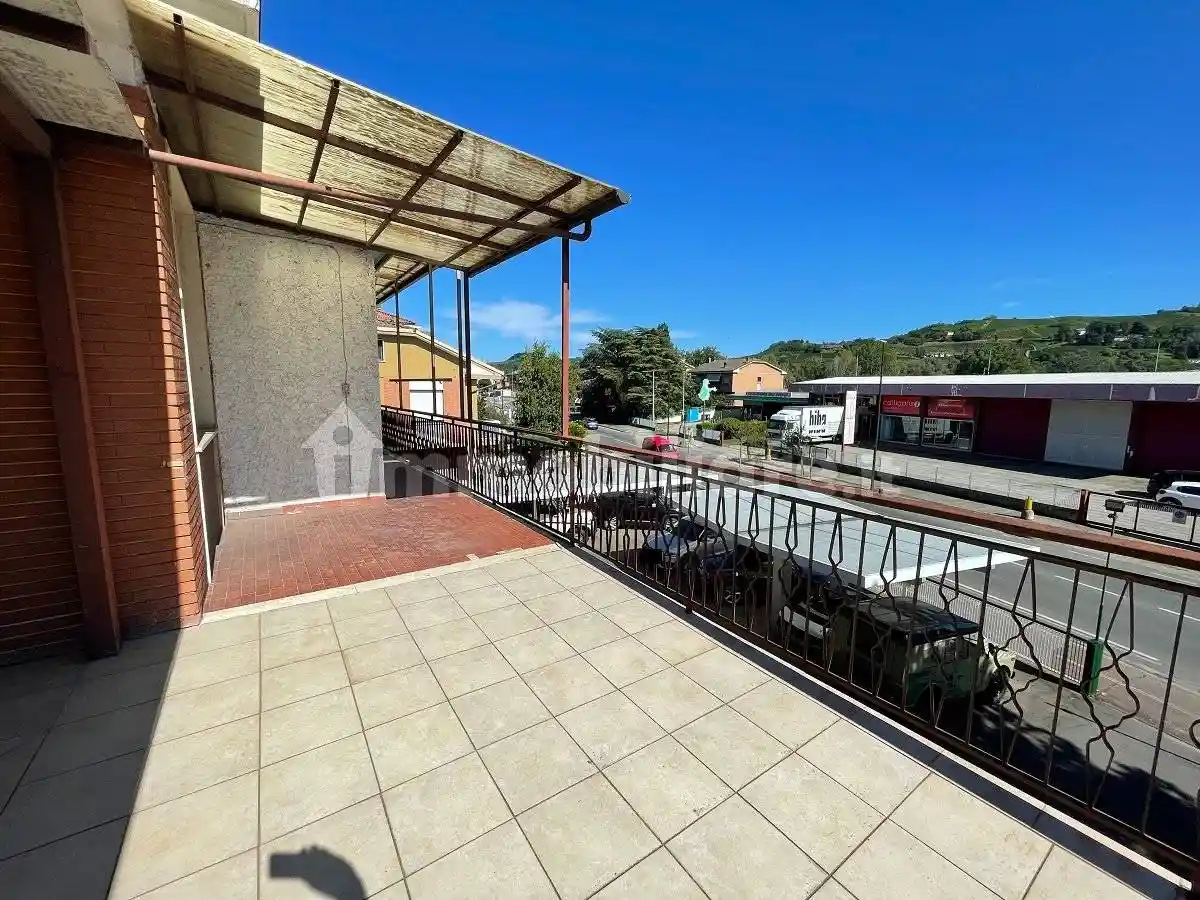 Villa in vendita a Canelli