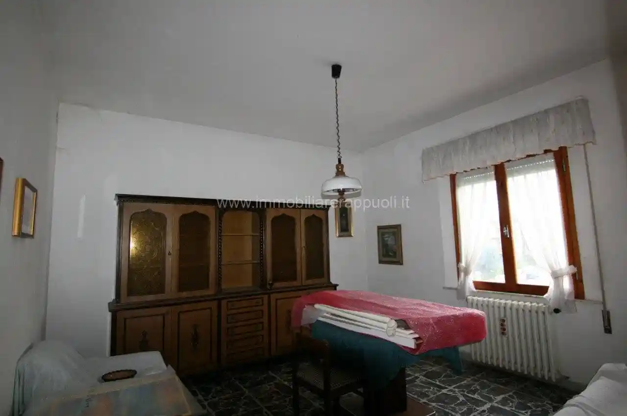 Appartamento in vendita a Sinalunga