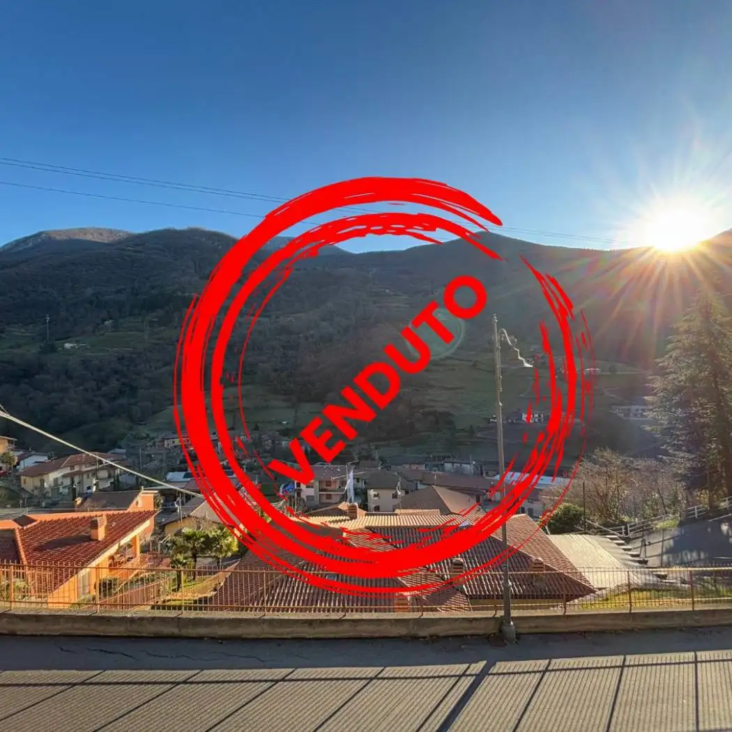 Appartamento in vendita a Adrara San Rocco