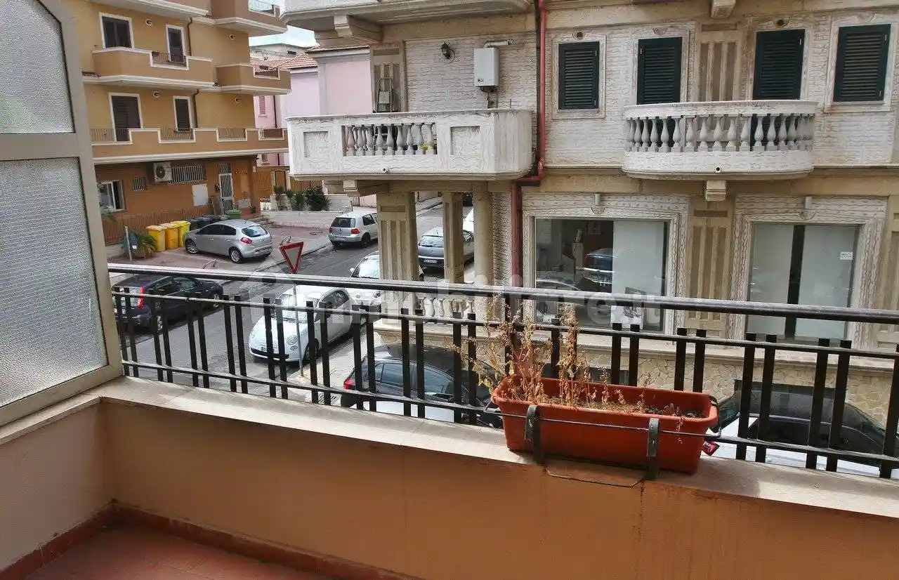 Trilocale via Torino, Centro, Villa San Giovanni - foto 2