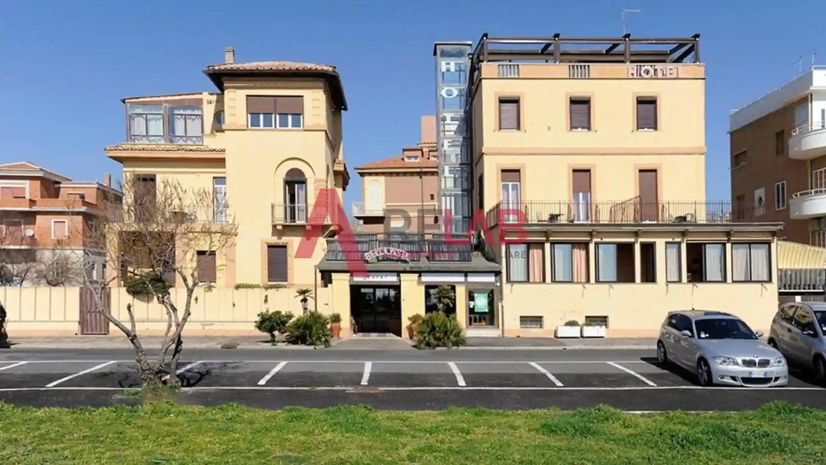 Palazzo - Edificio in vendita a Roma