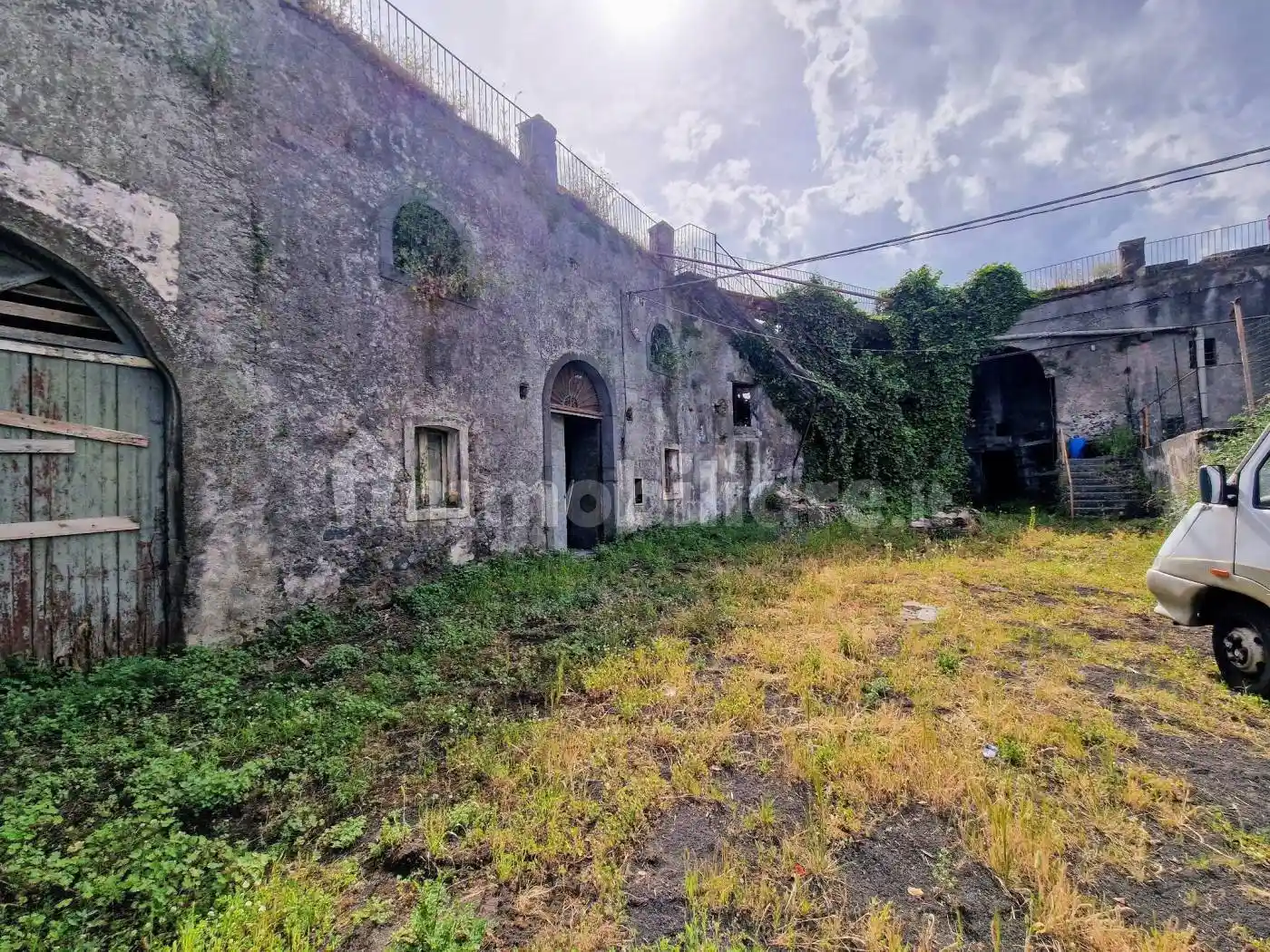 Palazzo - Edificio in vendita a Santa Venerina