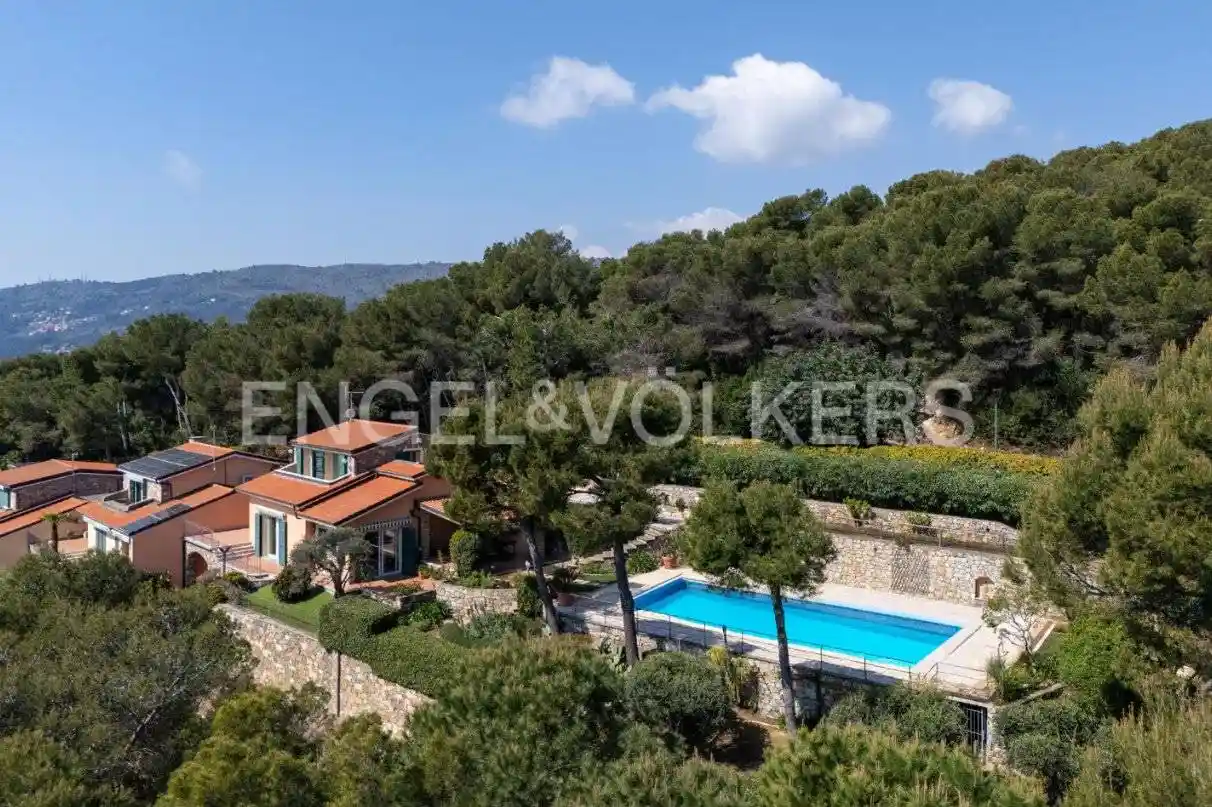 Villa in vendita a Andora