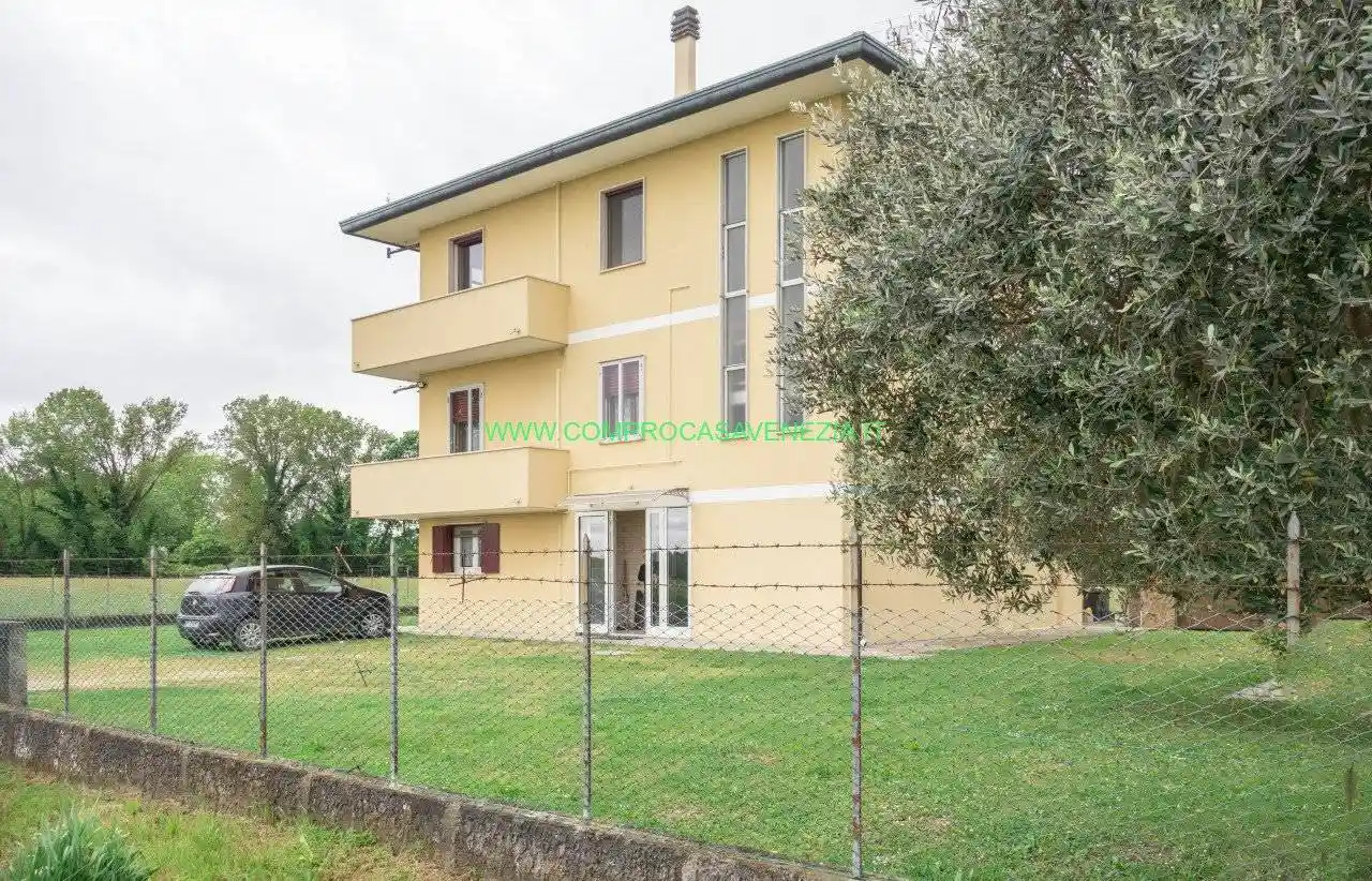 Palazzo - Edificio in vendita a Venezia